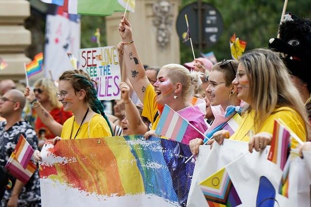 Budoucnost a rodina: Jak mohou LGBT páry plánovat rodičovství